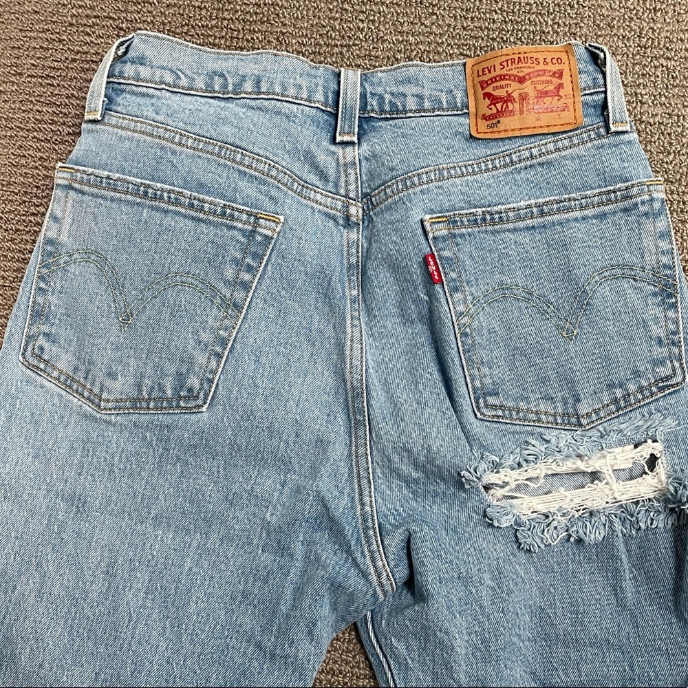 Levi’s 501 Back Rip Jeans